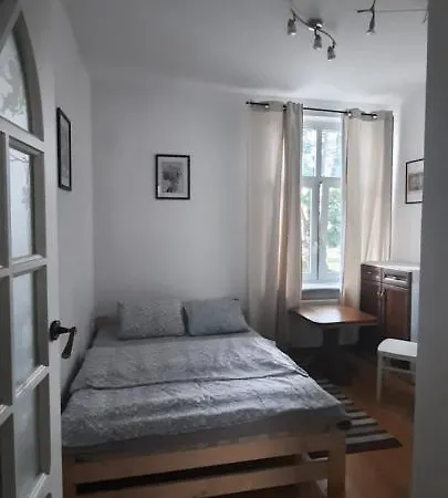 아파트 Kamienica 1910 Roku 모라그